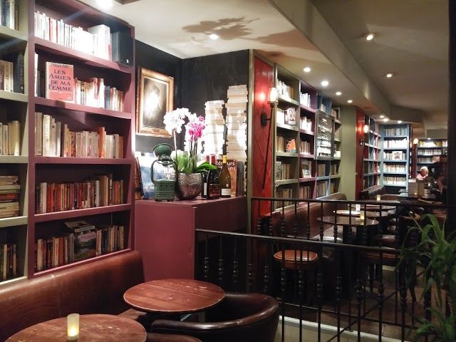 Le Cafe Livres